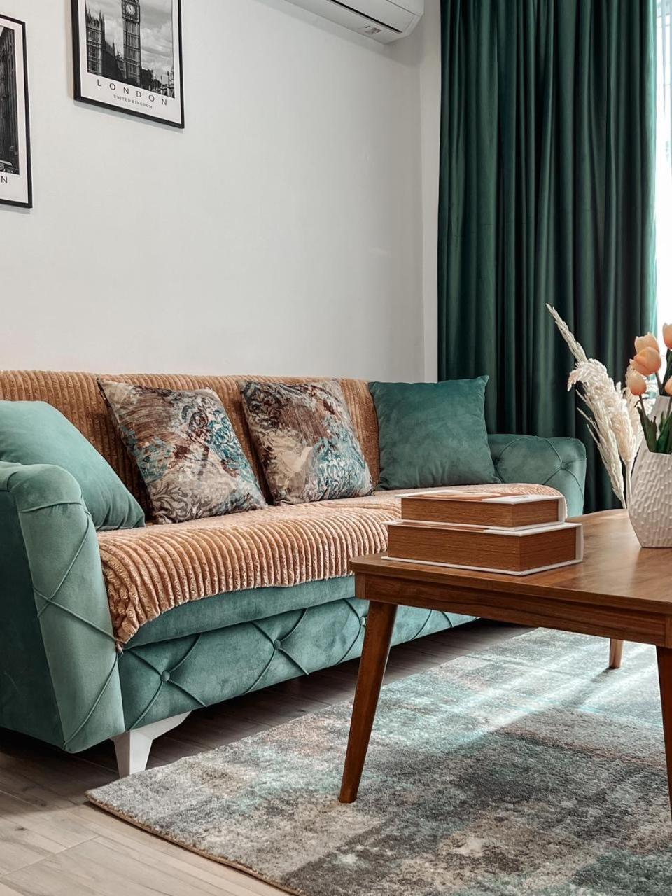 Lovely Apartment Tirana Esterno foto